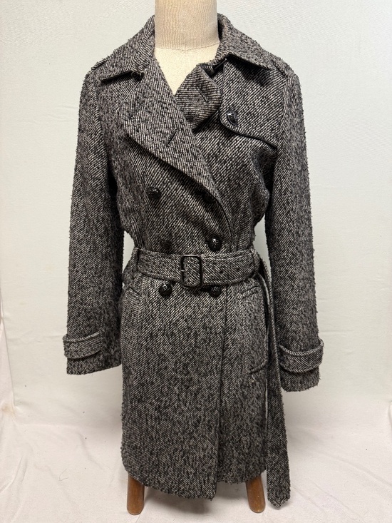 Banana Republic Jackets & Blazers - Black and White Woven Trench Coat Banana Republic Size M